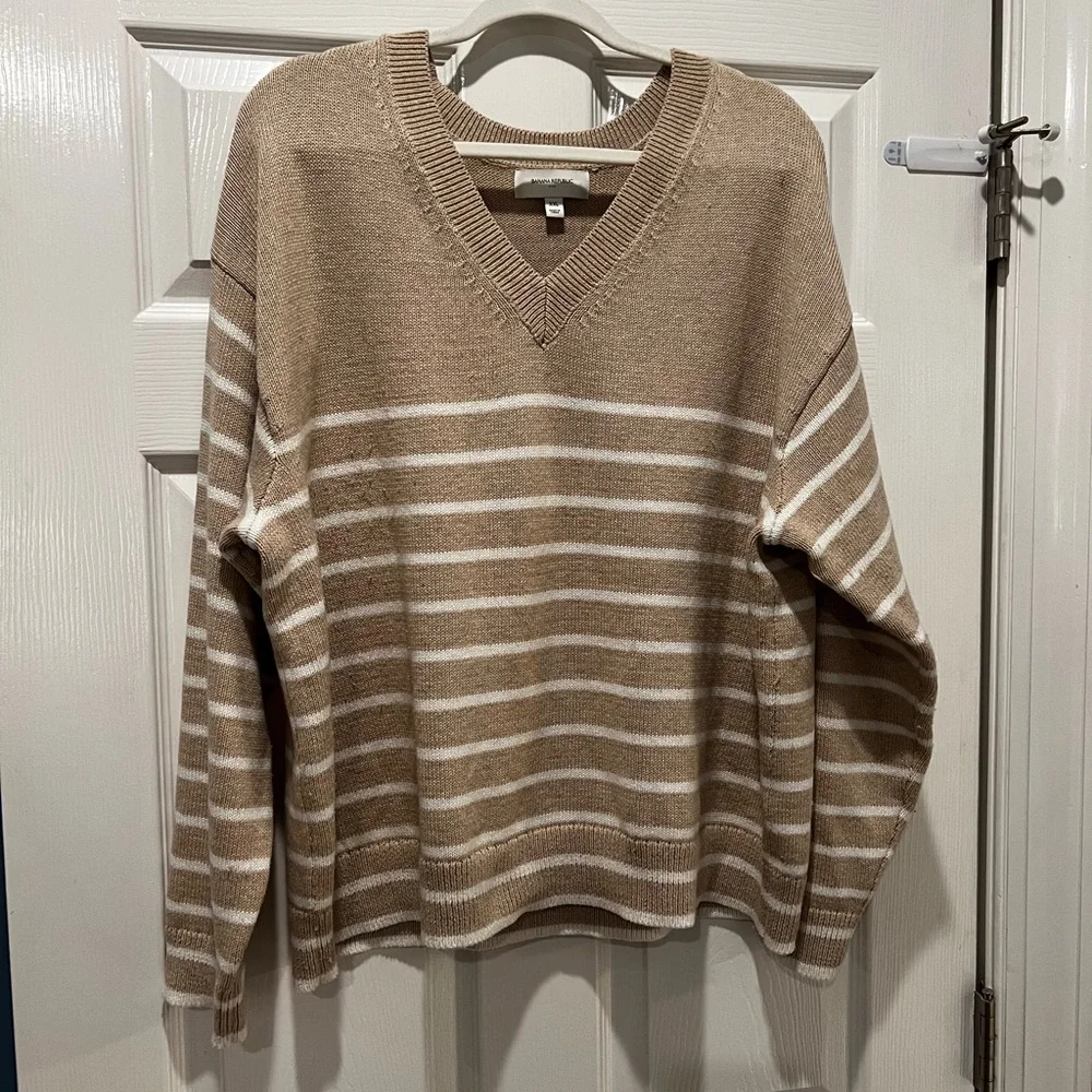 Banana Republic V-Neck Sweater - Tan and White Stripes - Picture 1 of 3